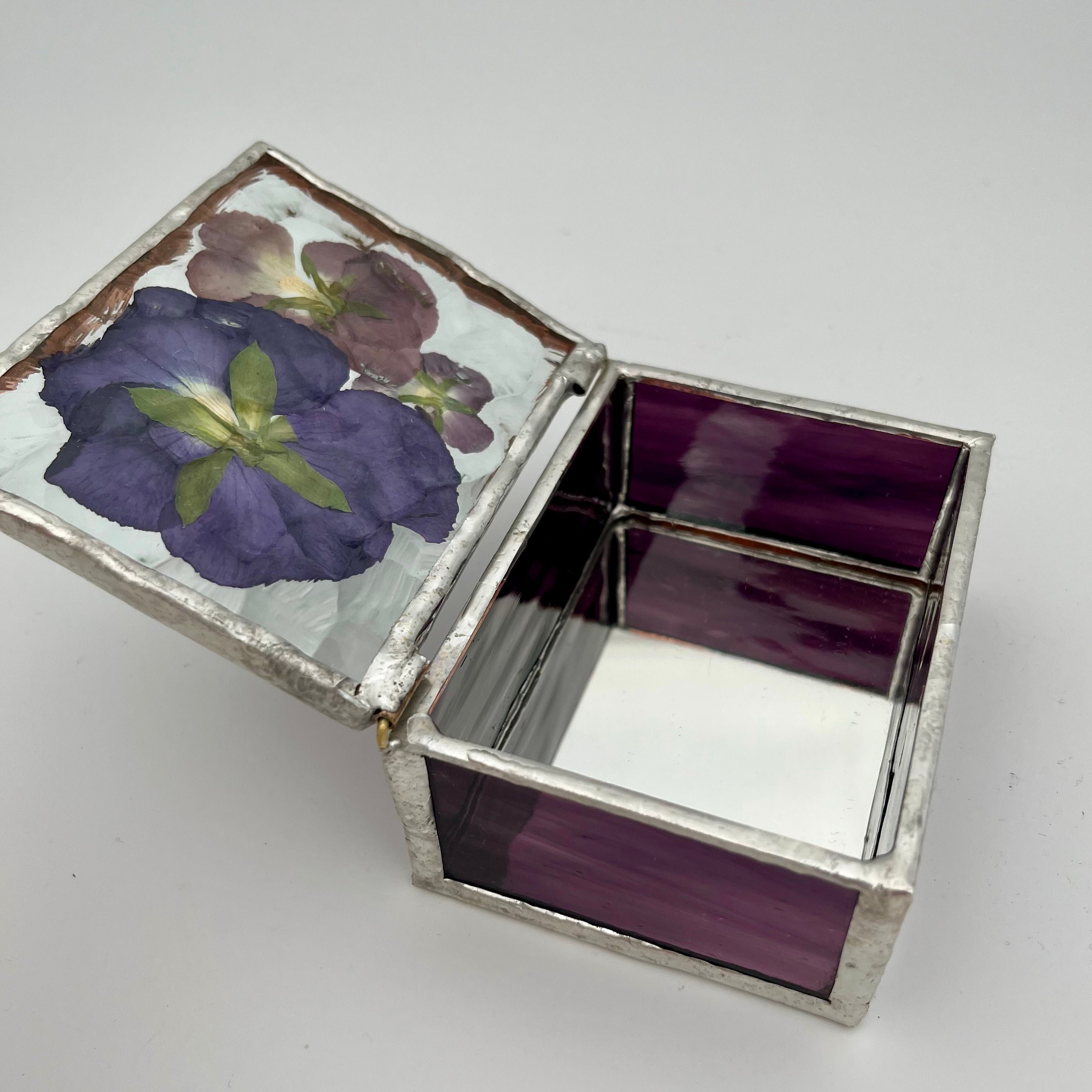 Sophie Purple Pansy Pressed Flower Jewelry Box